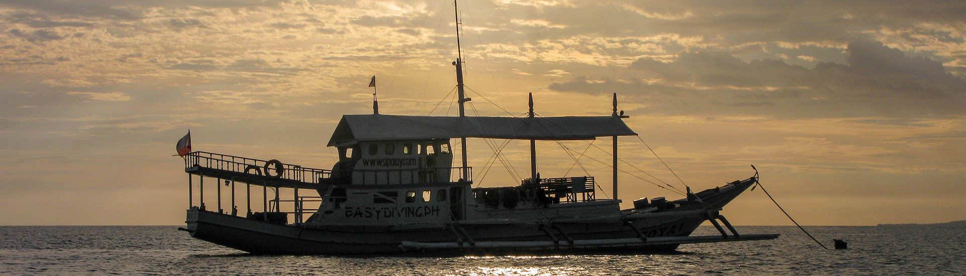 Das Safariboot Goyo von den Easy Diving in Sipalay, Philippinen 