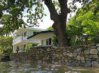 Waterfront-Bungalows 