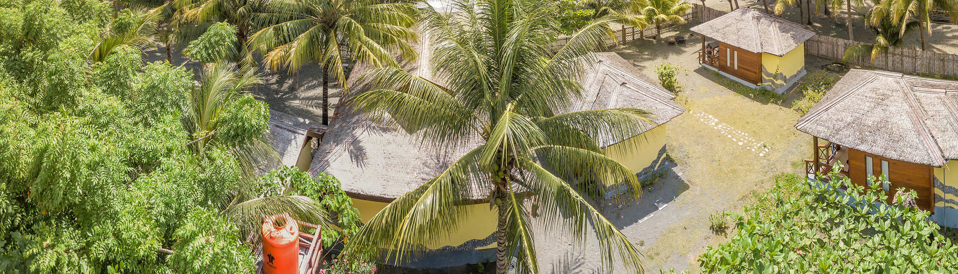 Tompotika Dive Lodge 