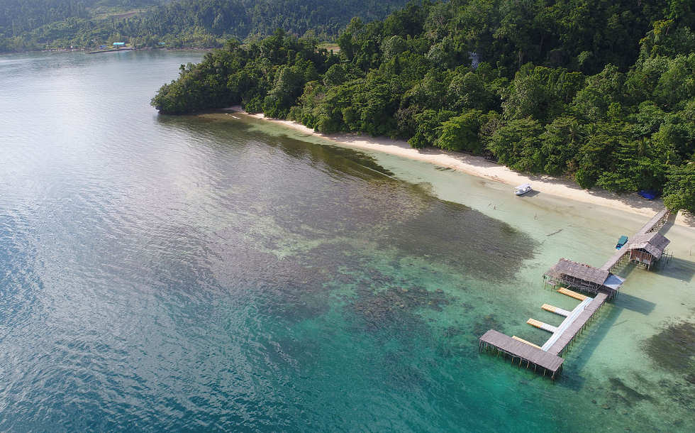 Tauchurlaub in Raja Ampat · Waiwo Resort und Dive Center auf Waigeo 